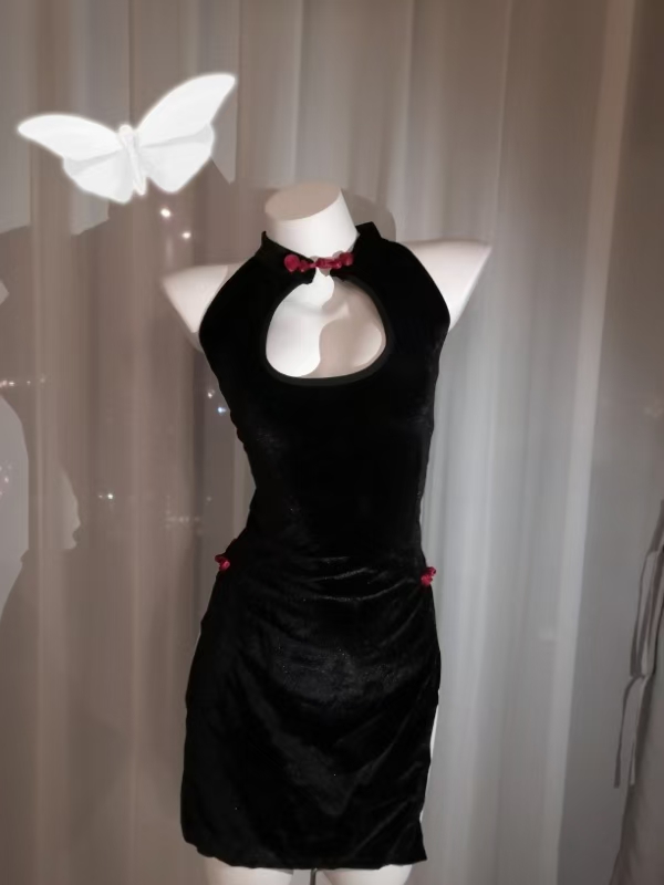 (37度2的礼物)黑色旗袍款睡裙