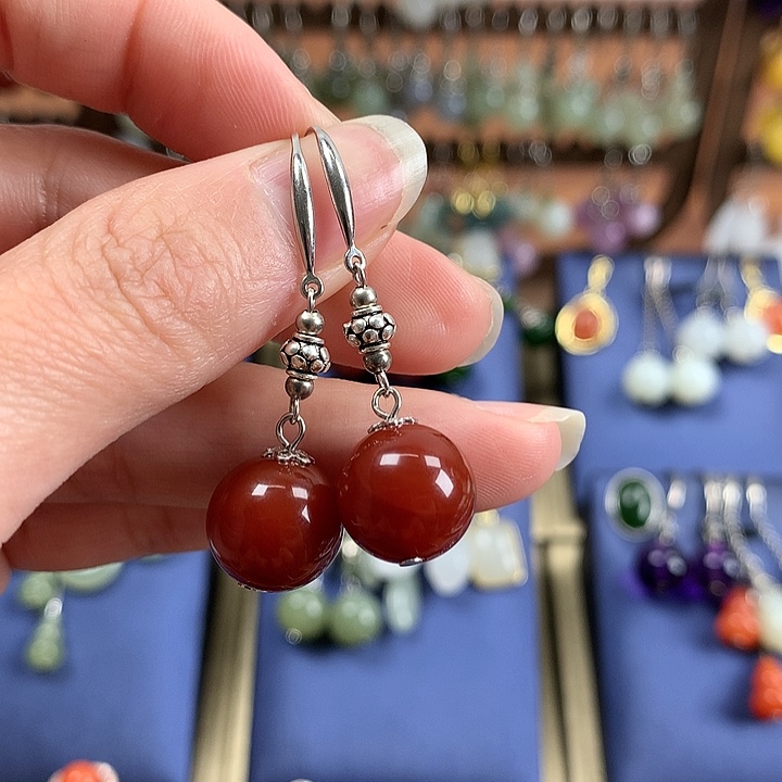 玛瑙/玉髓耳环银S925镶嵌12左右牛血红