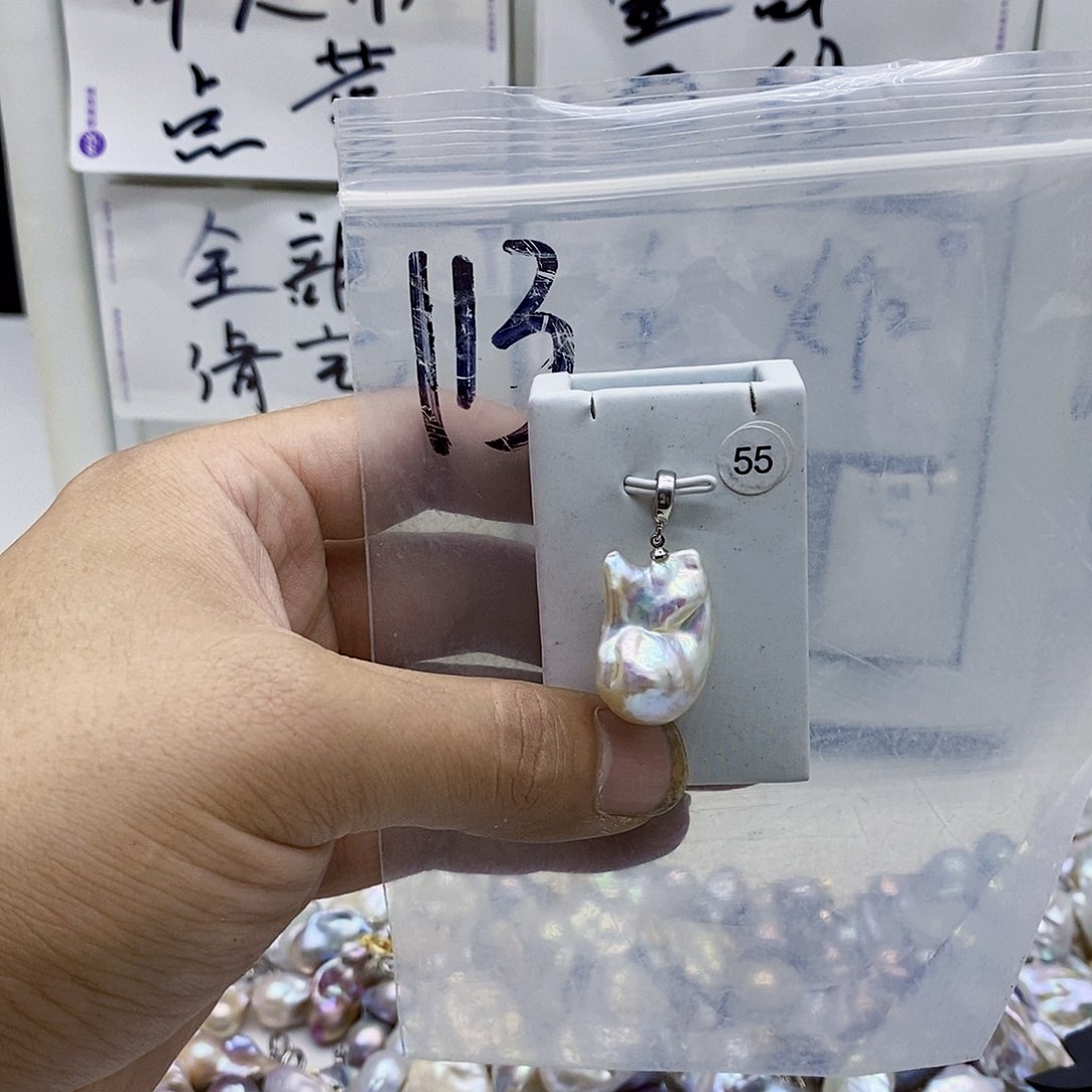 淡水珍珠合金颈饰