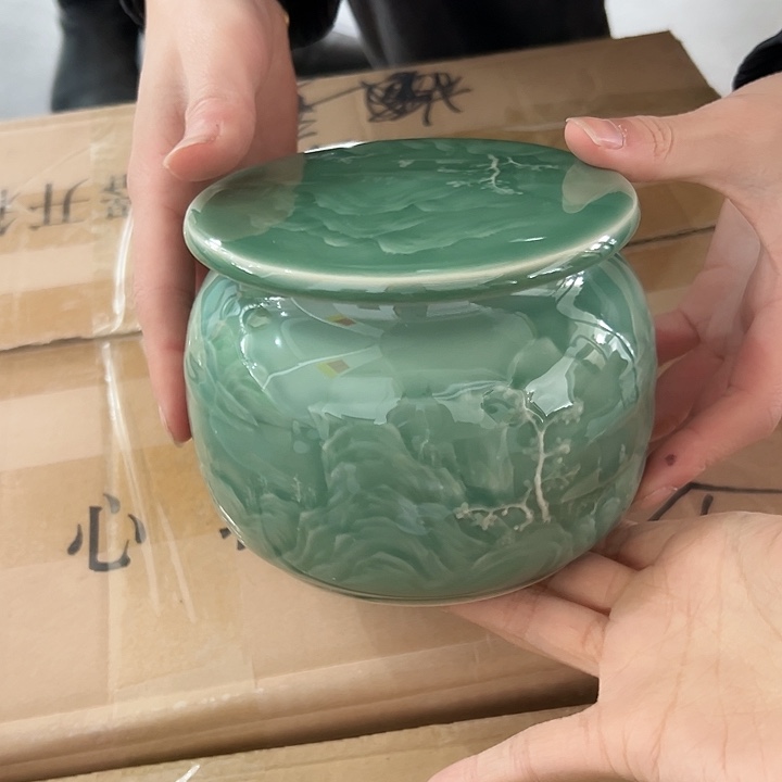 青瓷小米茶器龙泉青瓷