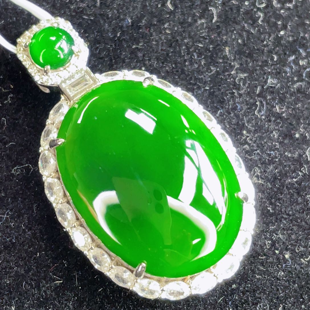 翡翠吊坠(不含链)未镶嵌