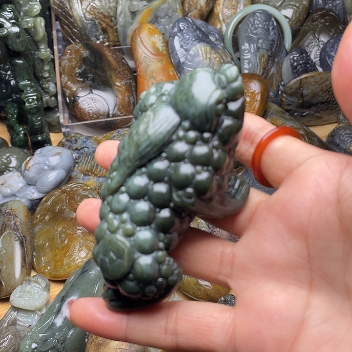 未镶嵌和田玉挂件