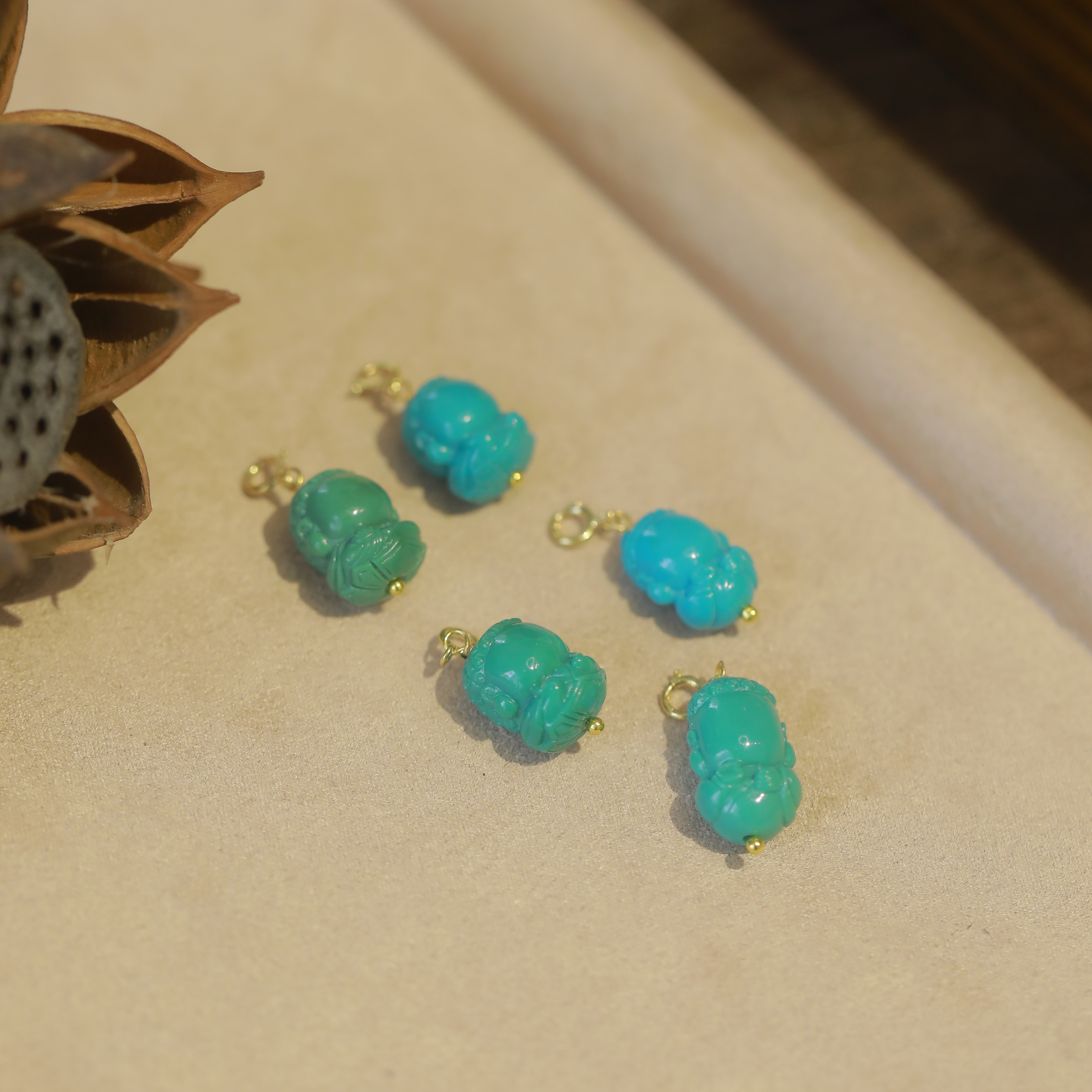 麦麦【梵言】天然绿松佛公 吊坠 多样性发货其一