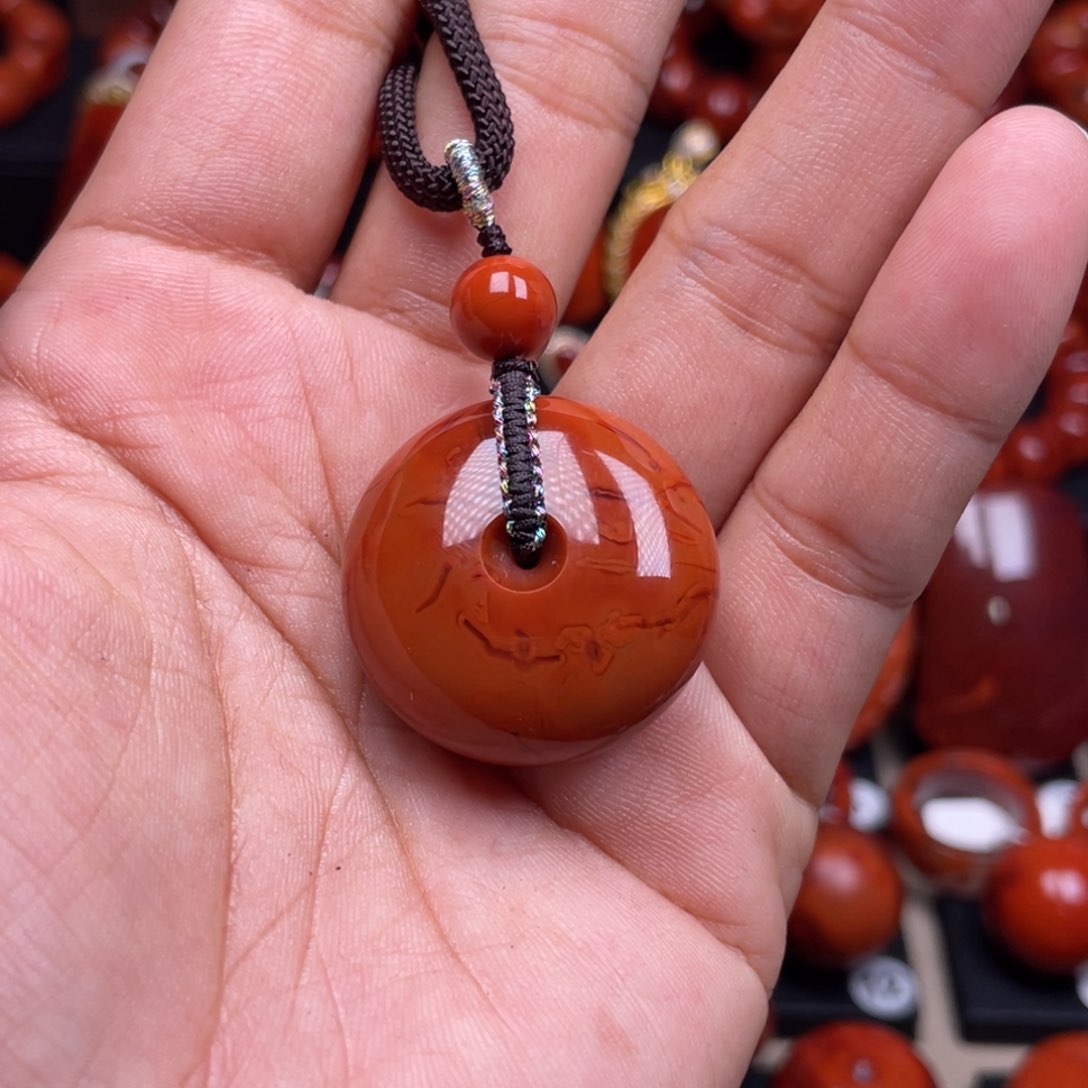 南红玛瑙珠宝奇石未镶嵌清*！吊坠