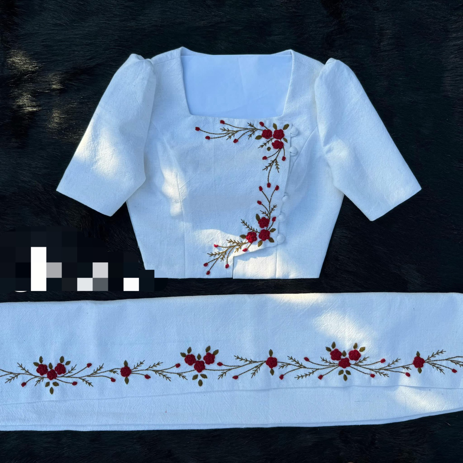 缅甸傣族女服装 成品套装 "上衣扣子‘’裙子扣子