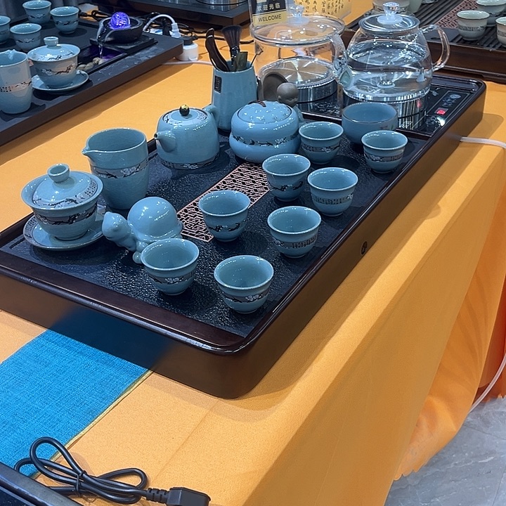 茶盘的颜色和色彩是很重要且