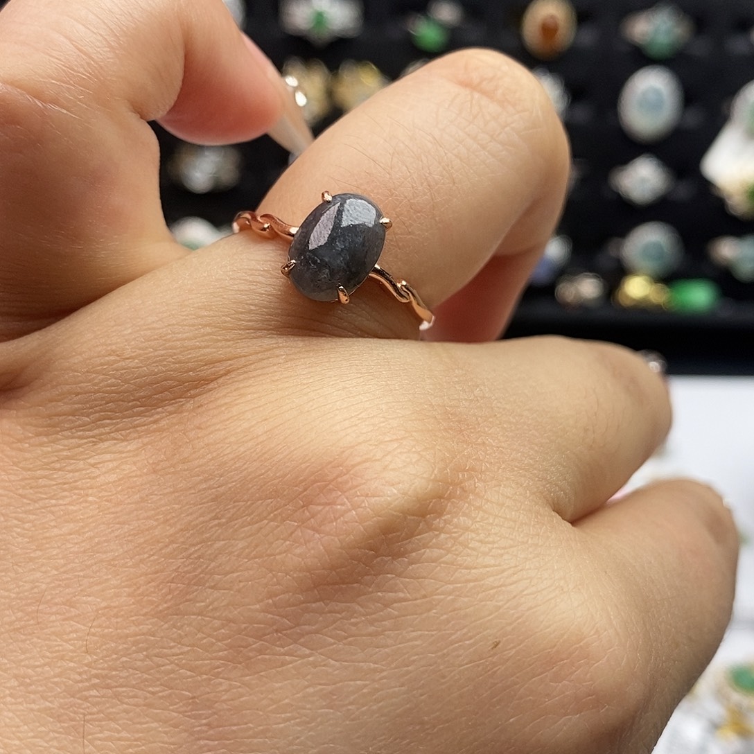 翡翠未镶嵌戒指翡翠