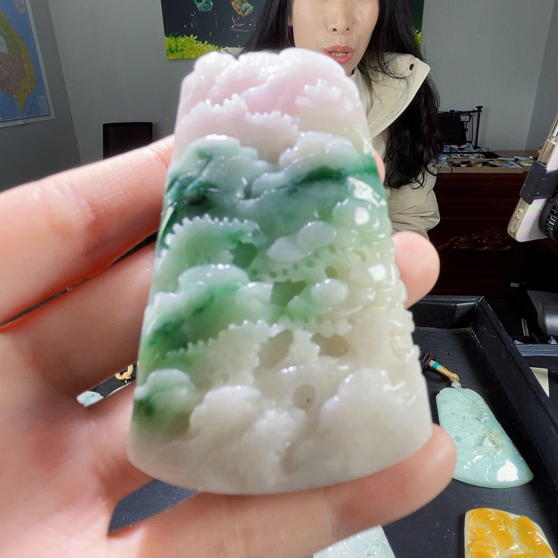 颈饰未镶嵌翡翠翡翠