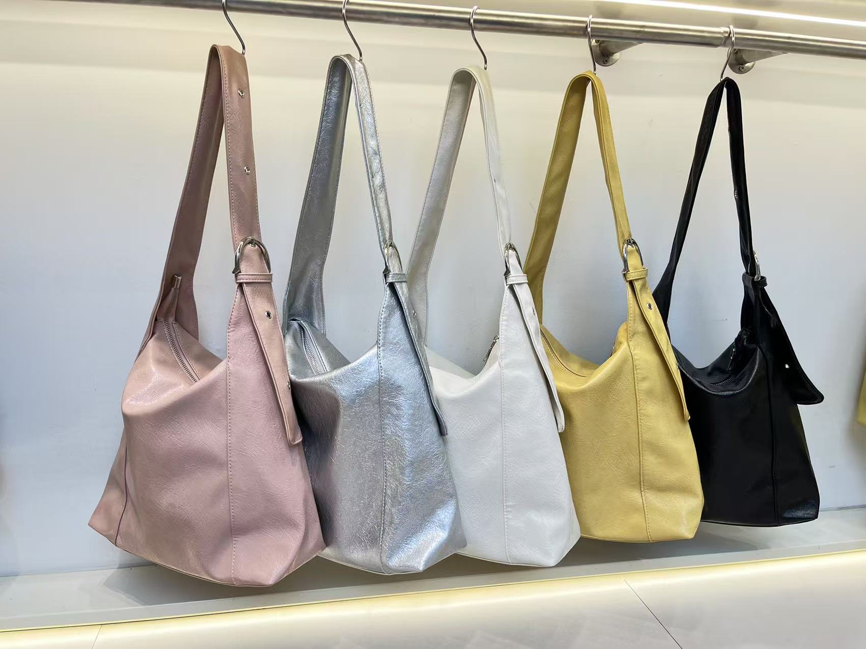 芝麻自制 学院风大容量单肩包女2025春夏新款拉链百搭通勤托特包