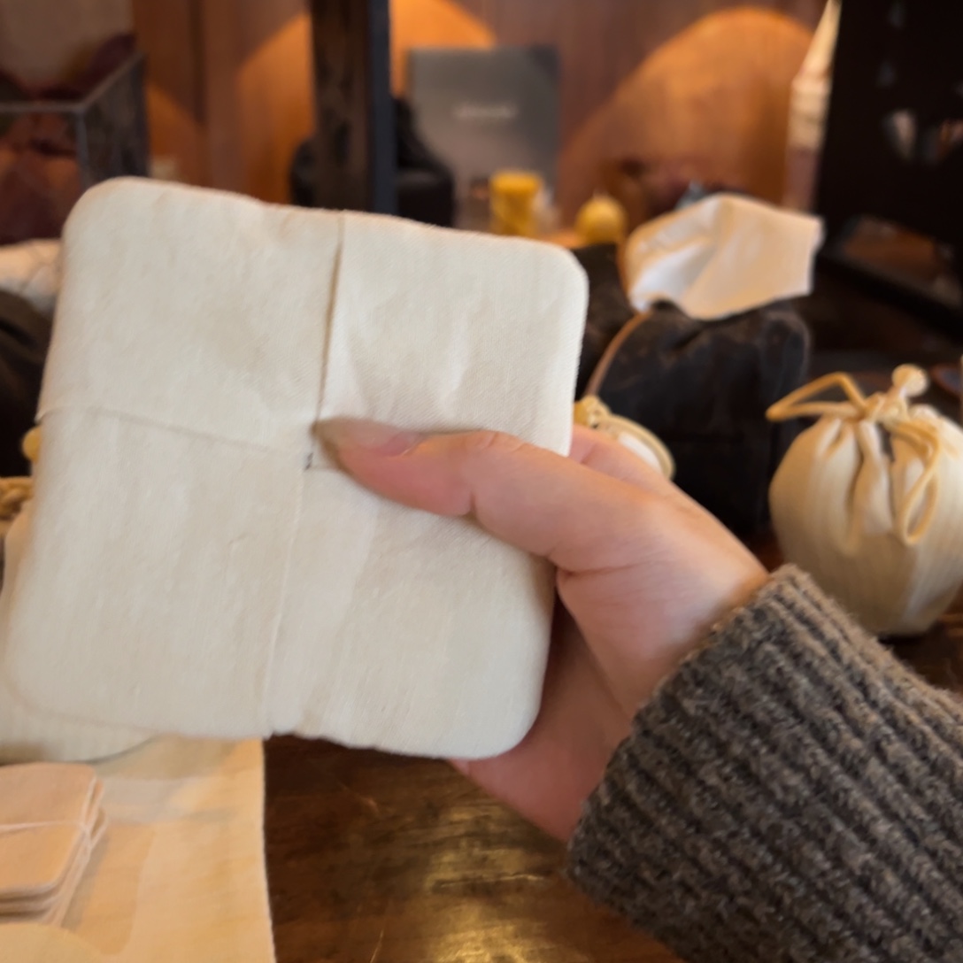 陶瓷。      陶瓷。   