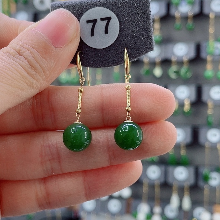 18K金镶嵌和田玉耳饰