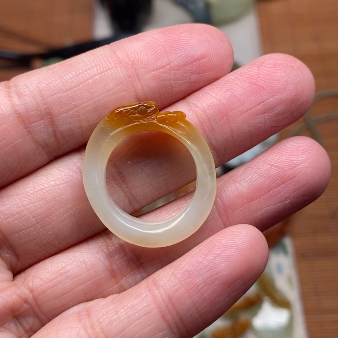 蛇纹石玉指环未镶嵌X**9