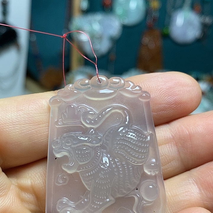 吊坠(赠链)未镶嵌翡翠