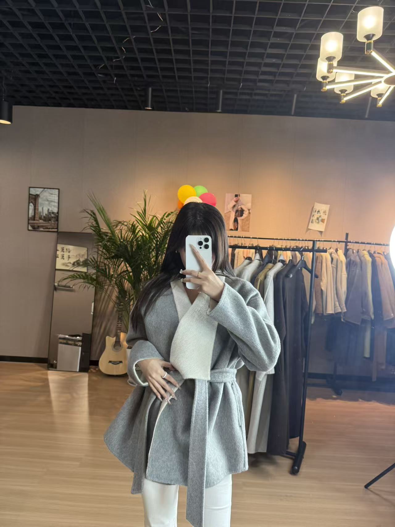 纯色翻领极简风秋冬保暖毛呢外套女士长款加厚百搭