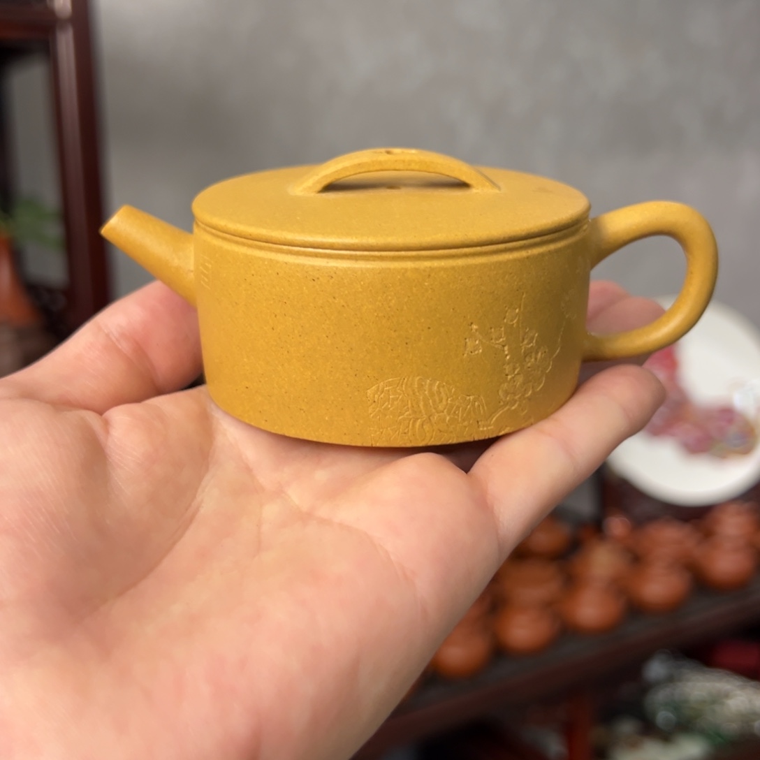 阳***烂紫砂茶盘原矿黄金段，汉瓦壶，120cc