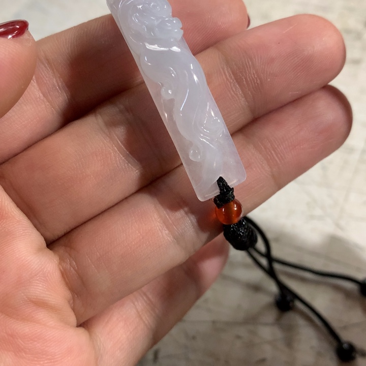 翡翠颈饰未镶嵌天然翡翠手牌