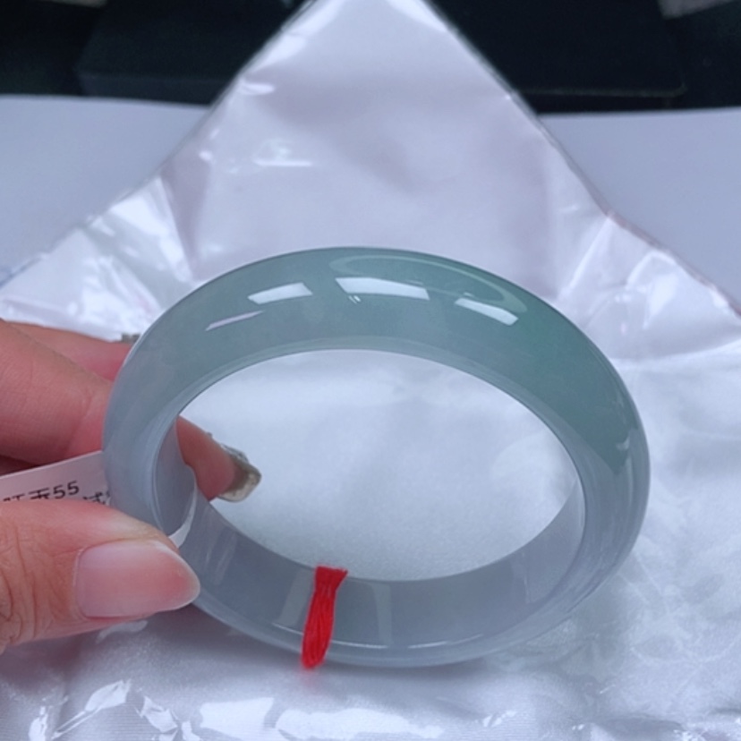 【闪购商品】翡翠手镯未镶嵌，