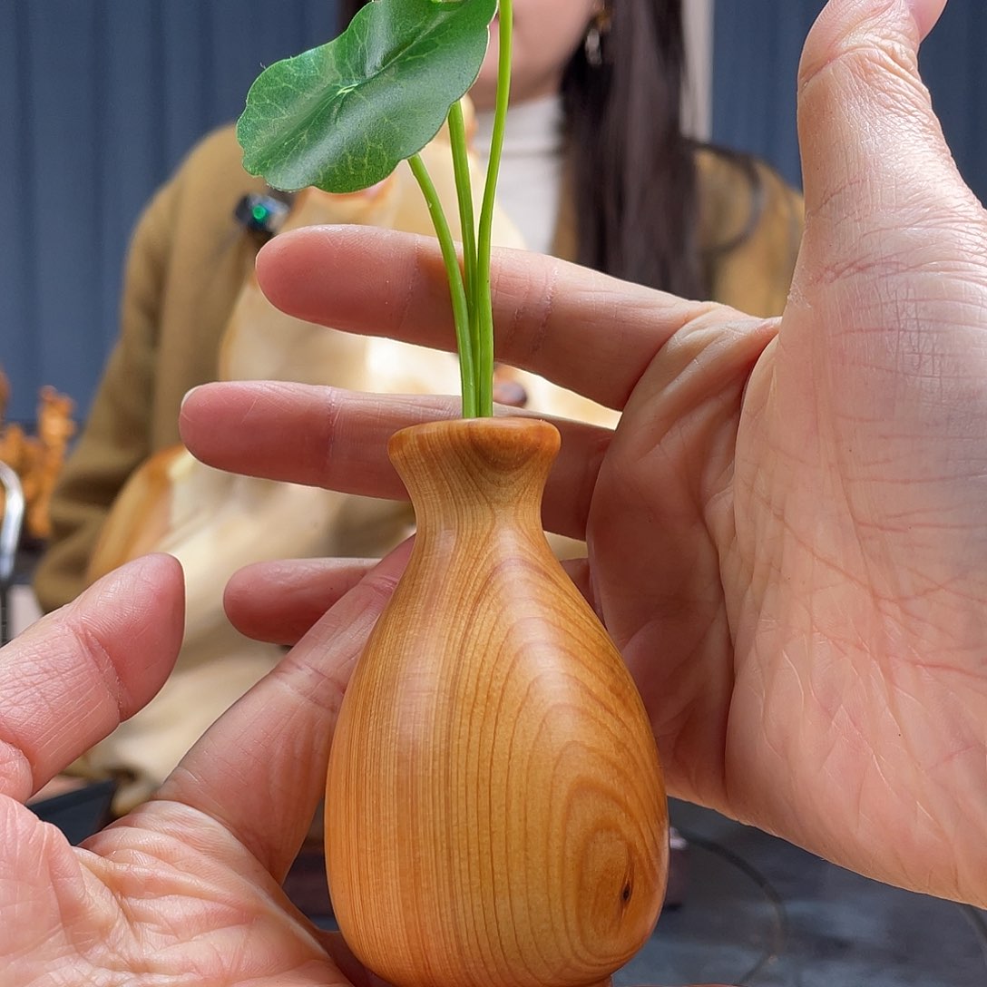 柏木（崖柏）手把件