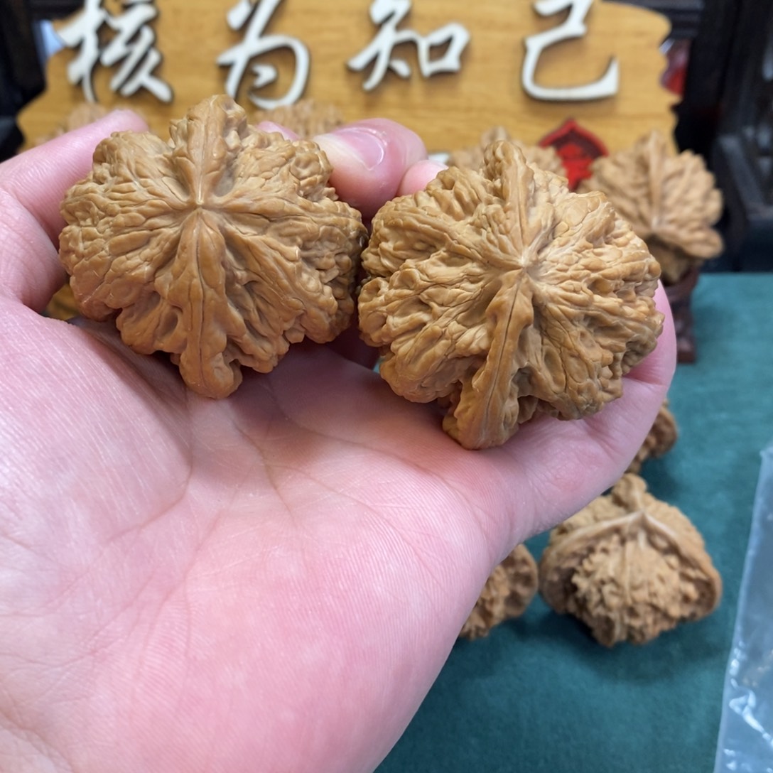 文玩核桃把件大粗筋46全品