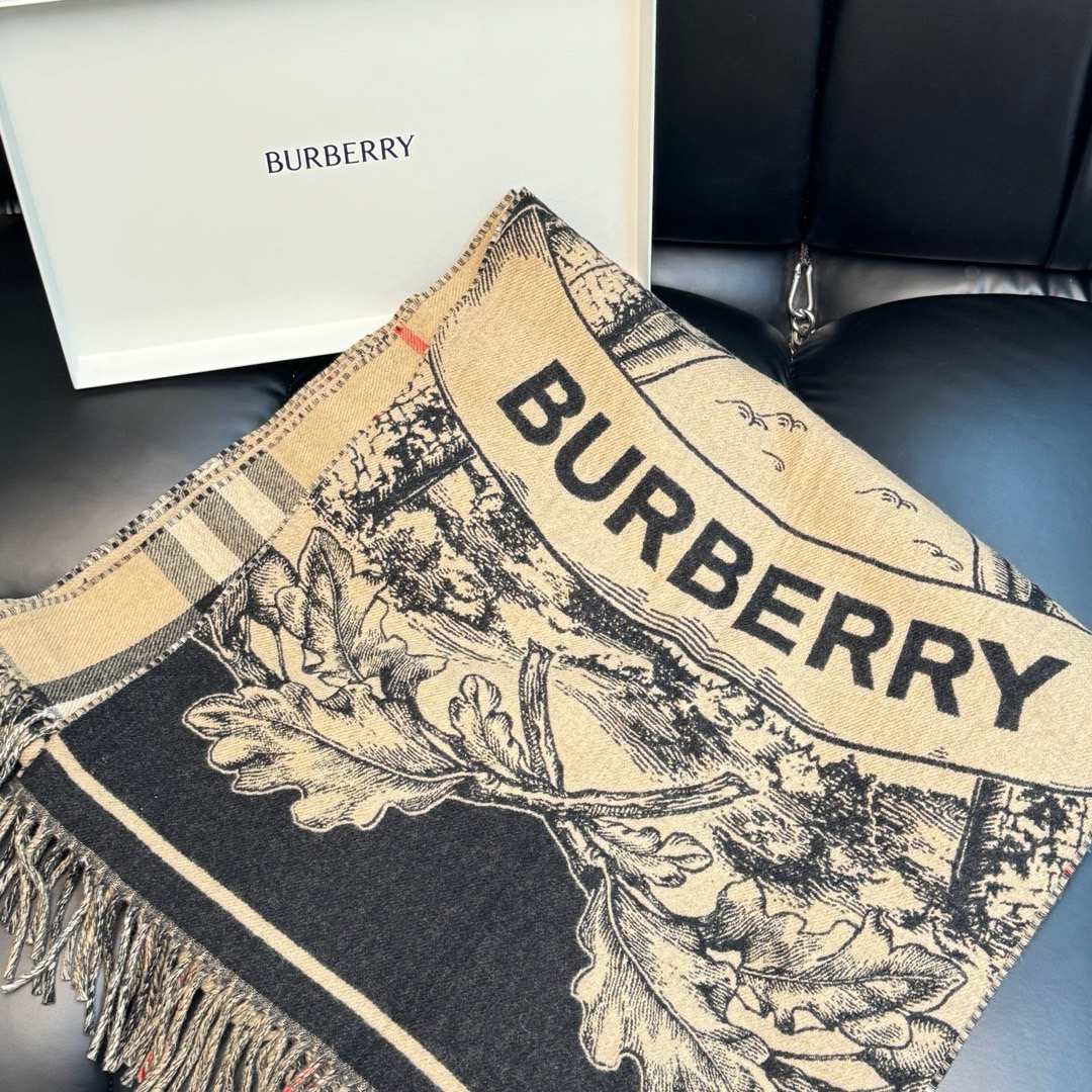 95新 BURBERRY/博柏利 羊绒 战马骑士双面徽标围巾/601379846