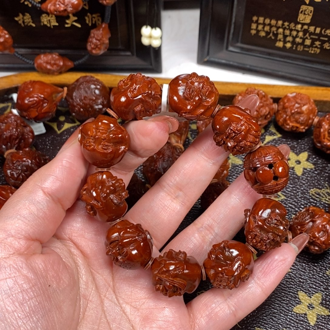 浪***生橄榄核吊坠十八罗汉1111