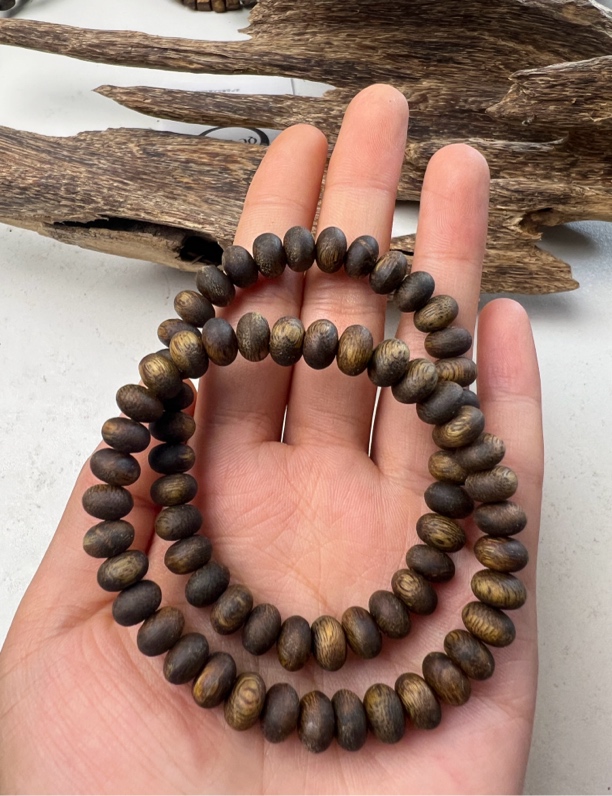 沉香奇楠算盘珠卡0.8-5g+多样性发一条