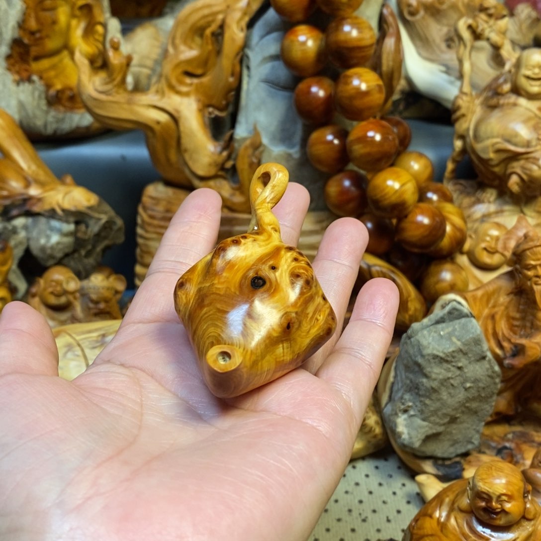 柏木（崖柏）日***心太行山上