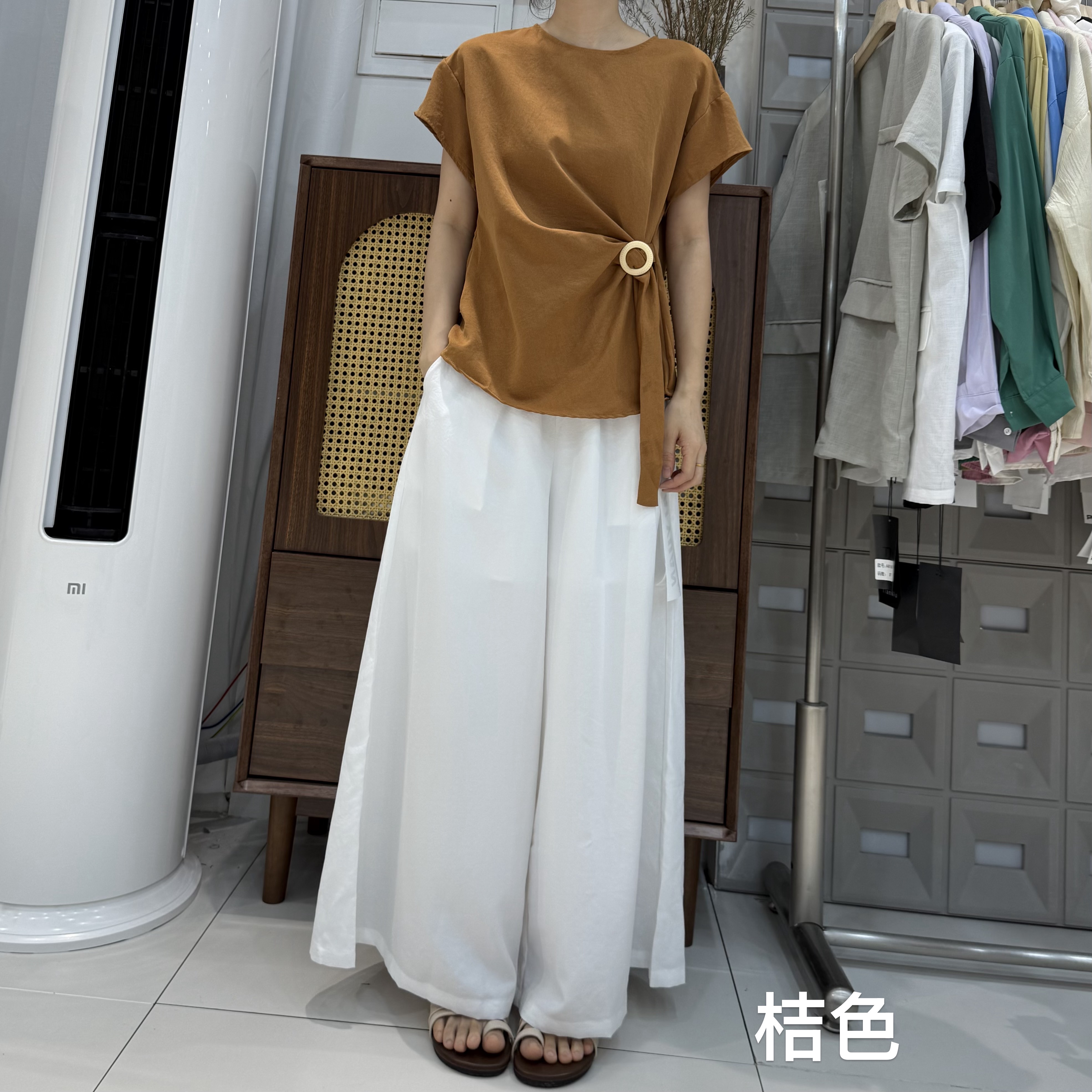 【坦姐严选 实体品质】不规则系带收腰上衣＋阔腿裤两件套2656