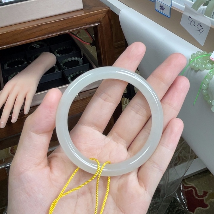 和田玉未镶嵌手镯54