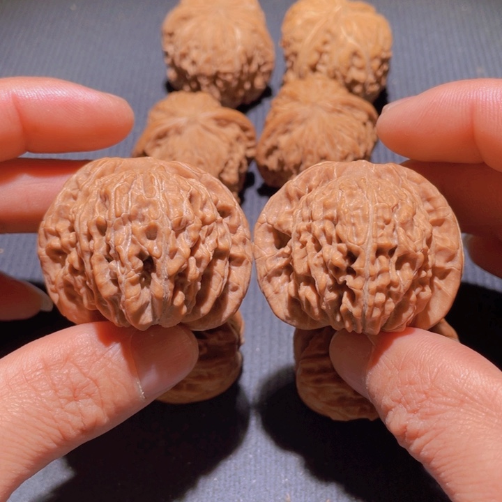 文玩核桃吊坠四座楼