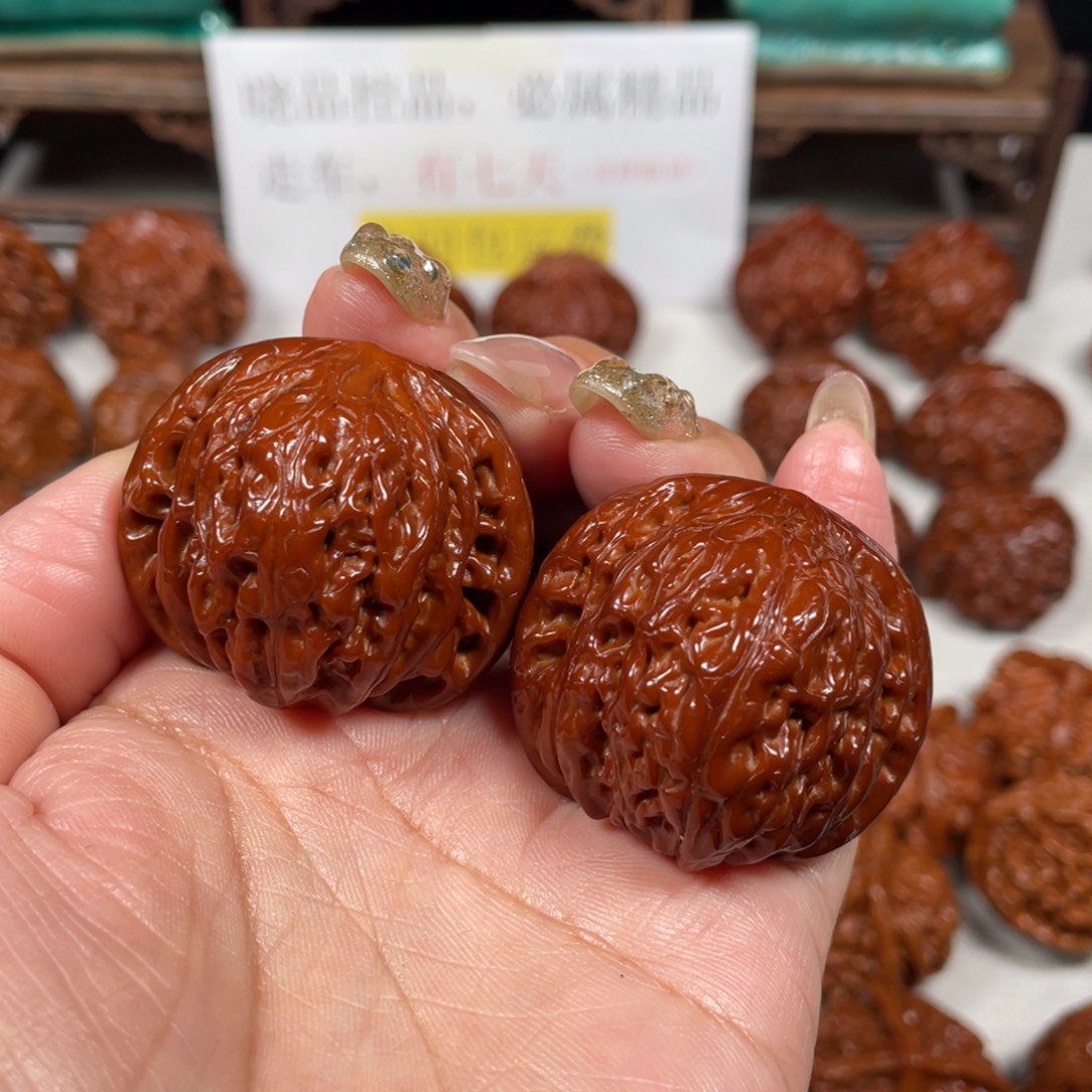 暖***阳吊坠猴头核桃铁锤2LXP#00#