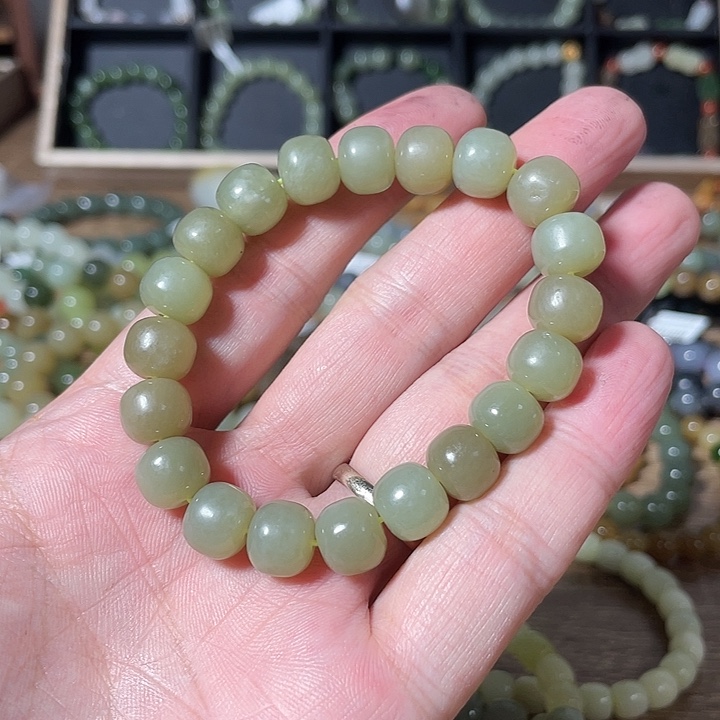 手串未镶嵌和田玉