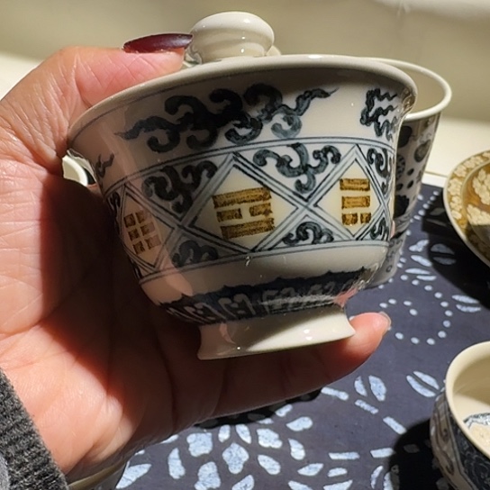 景德镇陶瓷手绘盖碗