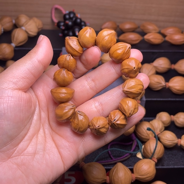 手串橄榄核元宝无修