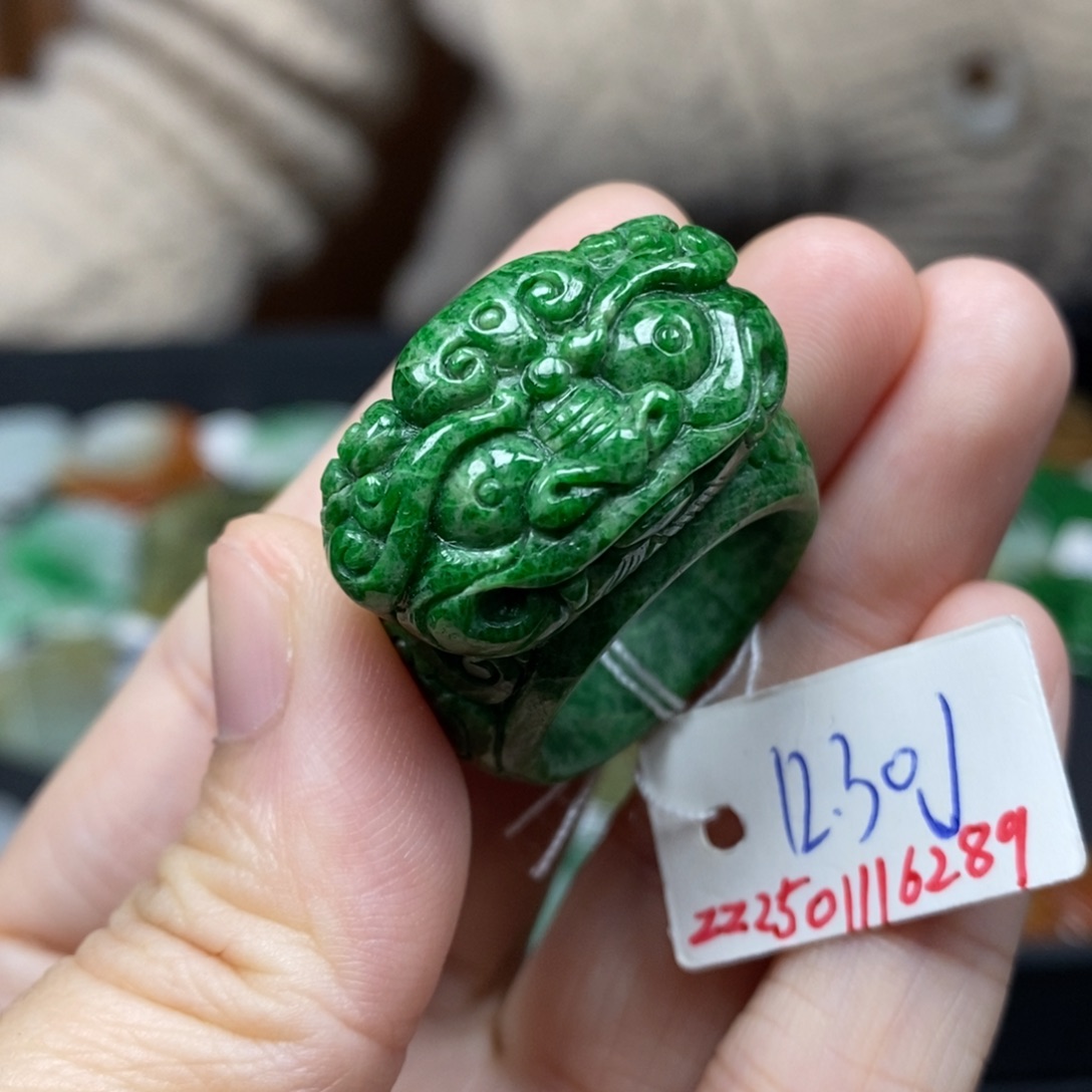 翡翠颈饰未镶嵌20圈口21号