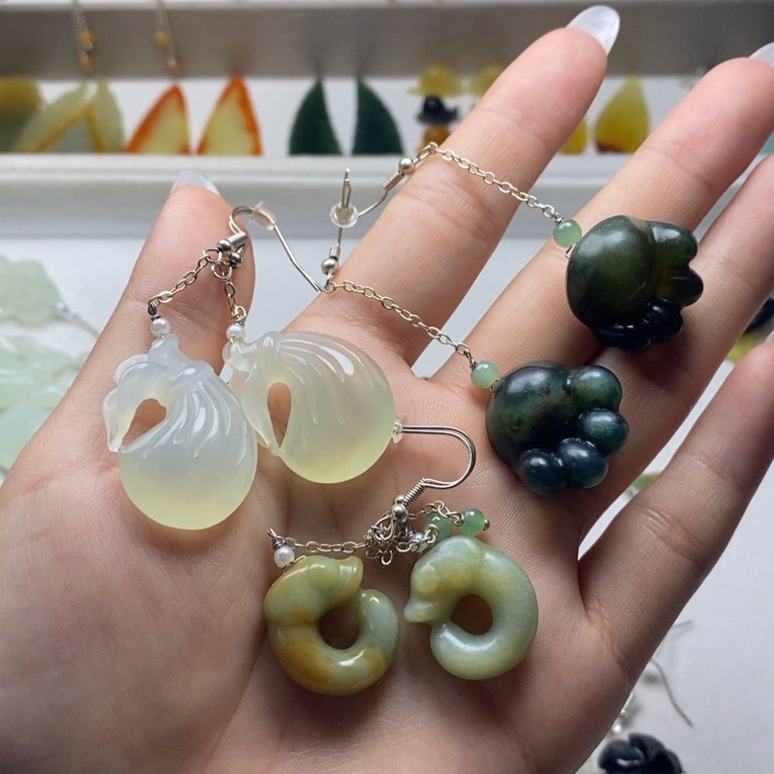 蛇纹石玉未镶嵌耳饰/颈饰