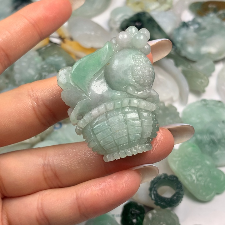 定制翡翠未镶嵌翡翠