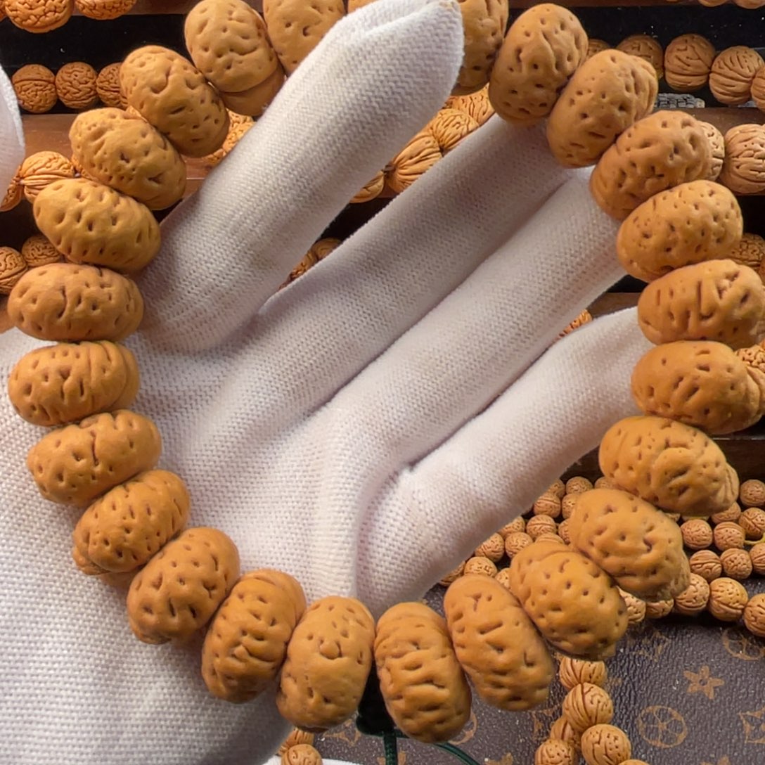 桃核吊坠肉潘桃 头货