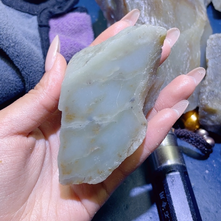 和田玉未镶嵌珠宝半成品