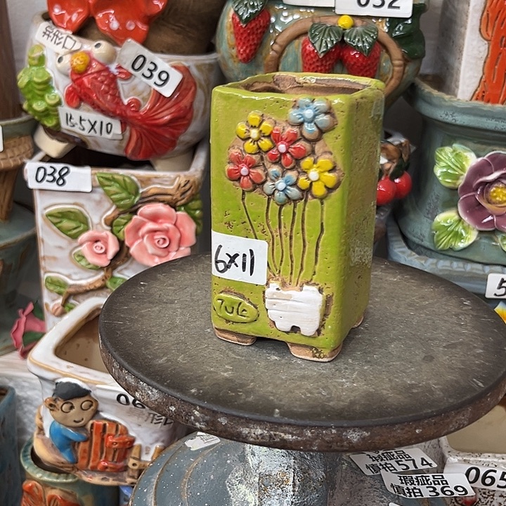 粗陶材质多肉花盆