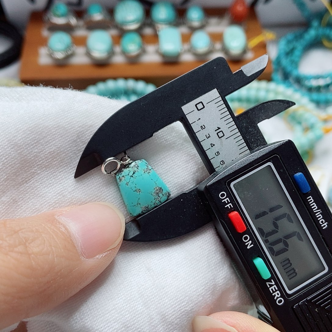 未镶嵌南红玛瑙珠宝奇石