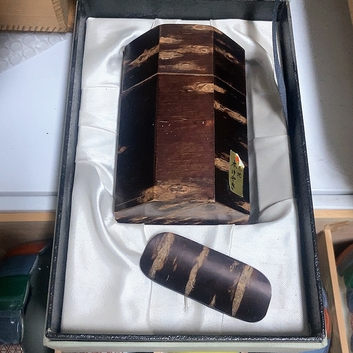 瓷片～***～小奎子精选海外瓷器