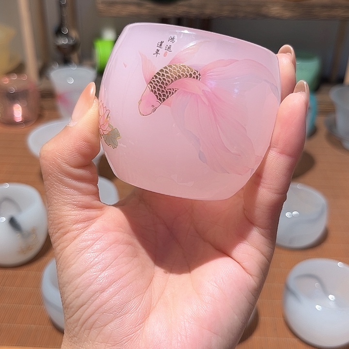徐*姬粉色鱼儿套组不带礼盒