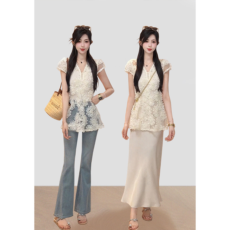 YUANLIANSU/圆脸酥【梨涡浅笑】重工立体花朵蕾丝衬衫+吊带两件套女