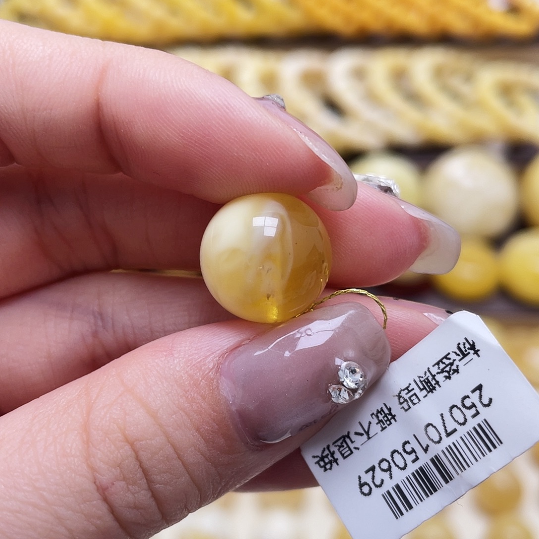 琥珀未镶嵌裸石14.1mm圆珠瑕