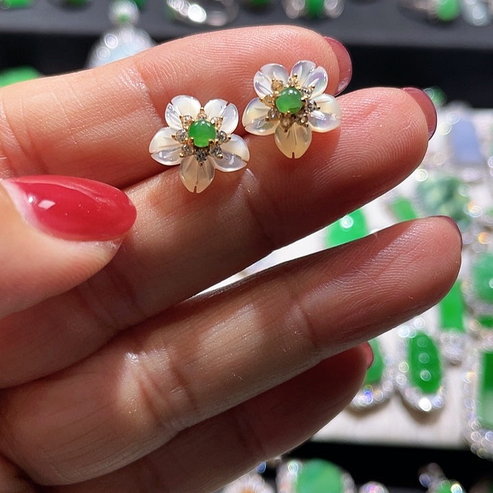 翡翠银S925镶嵌颈饰