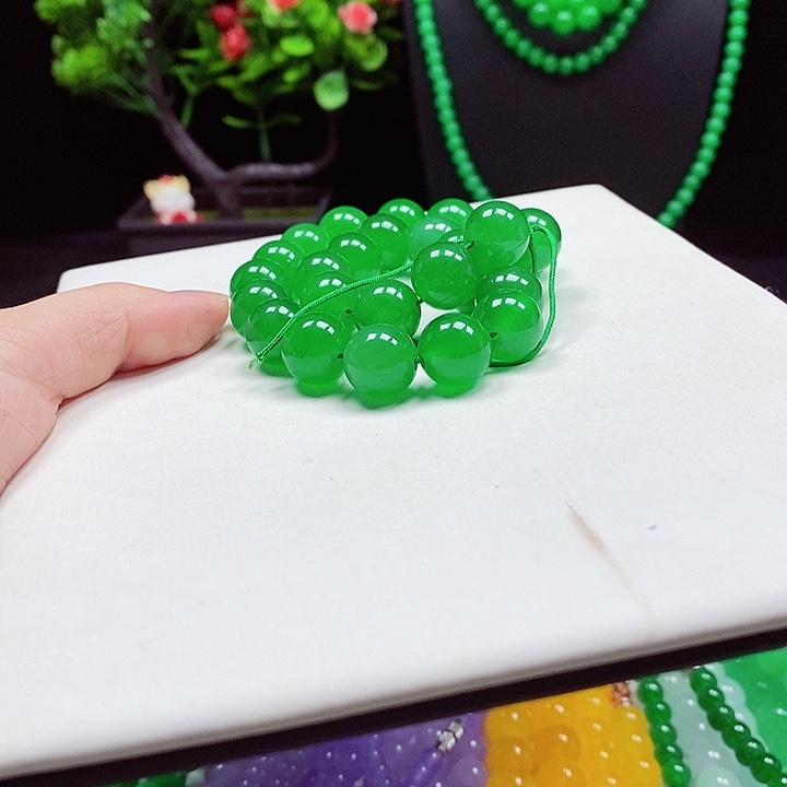 布*辣绿，卡12，手串，16颗