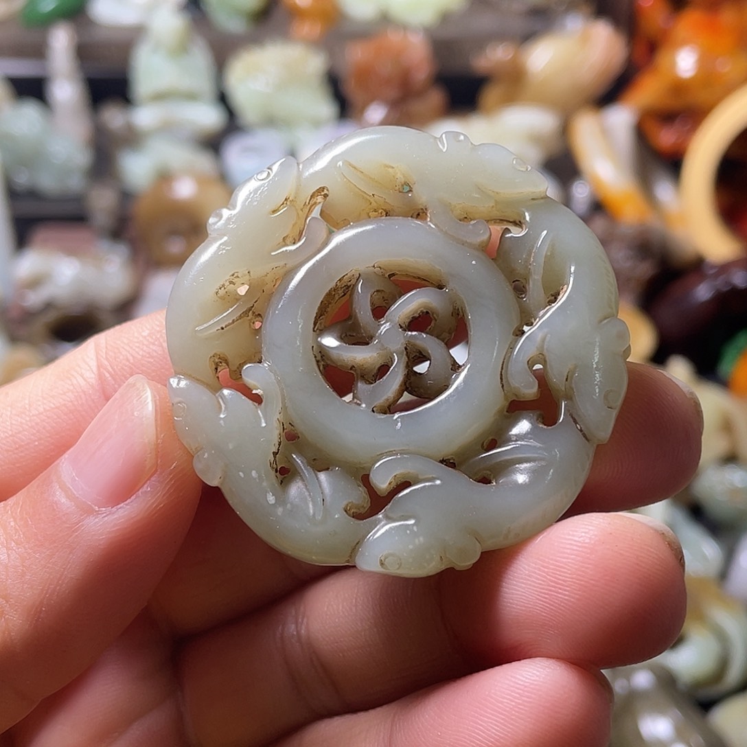 和田玉（糖玉）未镶嵌颈饰