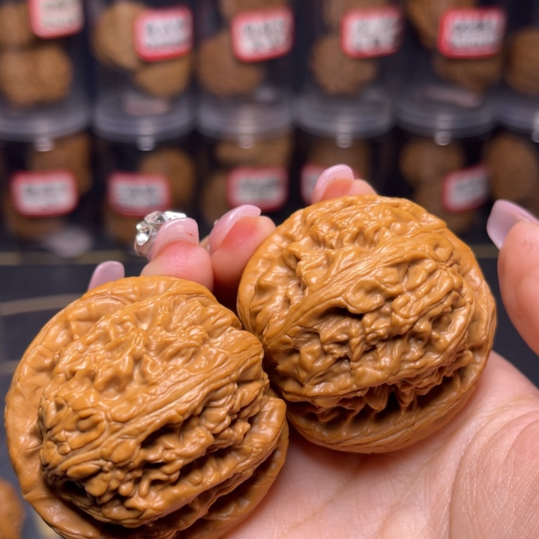 珏***玥吊坠文玩核桃红锦鲤