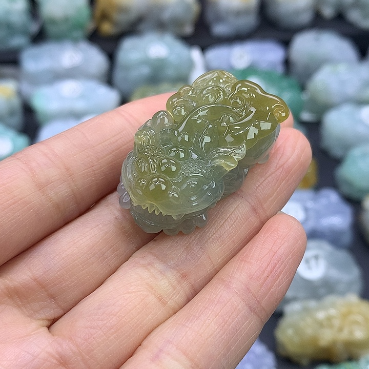 翡翠未镶嵌颈饰天然缅甸A货翡翠貔貅吊坠